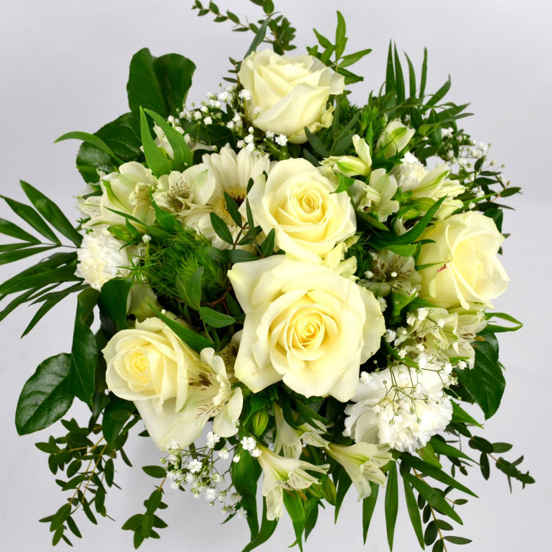 Bouquet rond pureté (Taille M 35€)